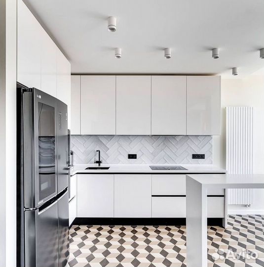 Красивый кухонный гарнитур