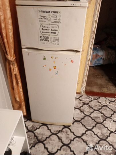 Холодильник бу indesit