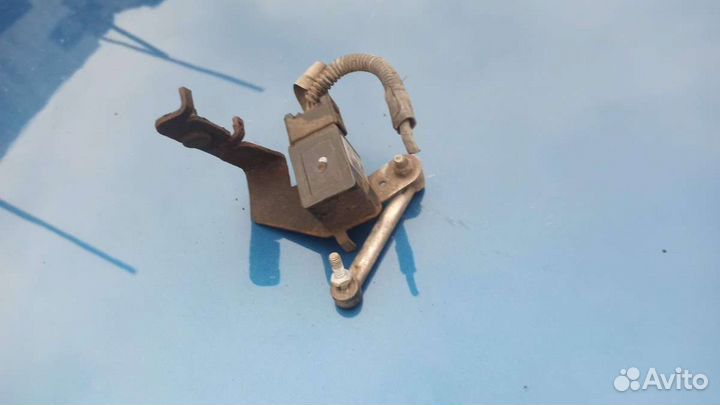 Датчик положения кузова для Peugeot 607