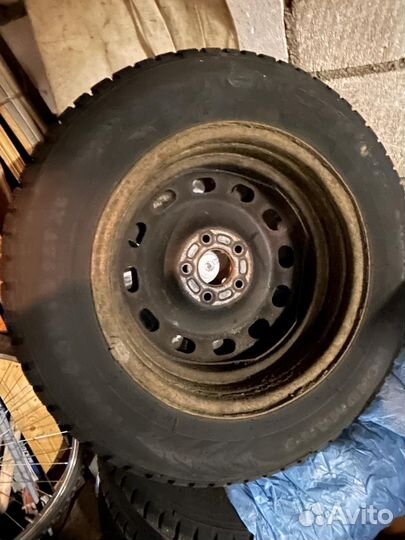 Колеса в сборе 195/65 R15 зимние на ford