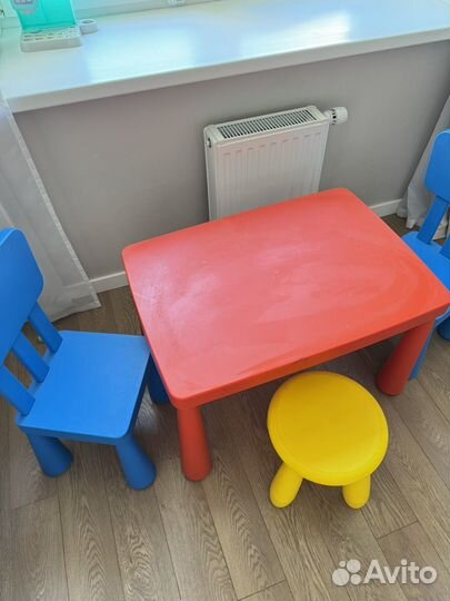 Детский столик и стульчики IKEA Мамут