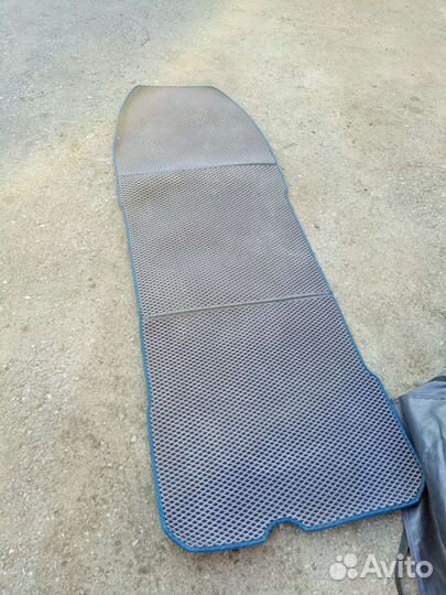 Лодка Ривьера 3200