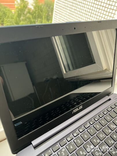 Ноутбук Asus