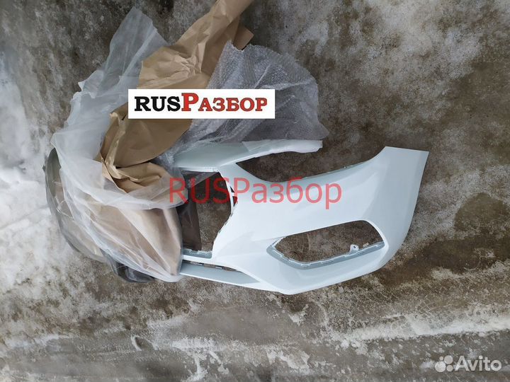 Бампер Хендай Солярис 2017 окрашенный