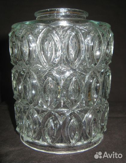 Плафоны с рельефом кольцами (159)