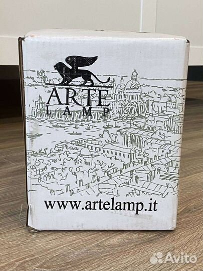 Светильник настенный