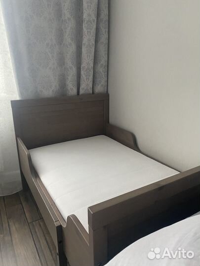 Кровать IKEA sundvik