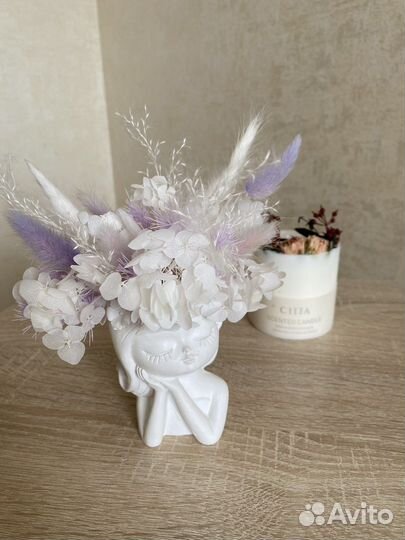 Композиция из сухоцветов