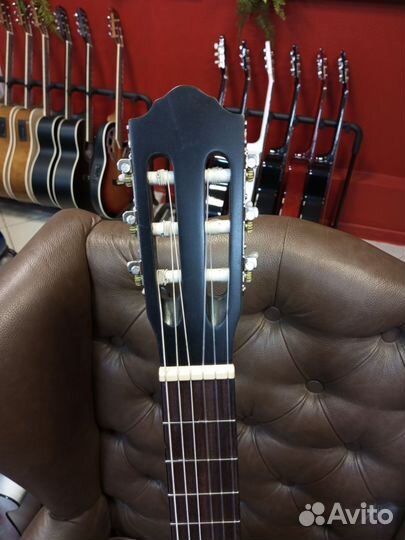 Классическая гитара Flight новая 4/4