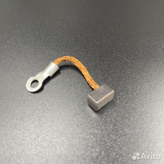 Щетка мотора гидроподъема, Suzuki DF70-350, Honda