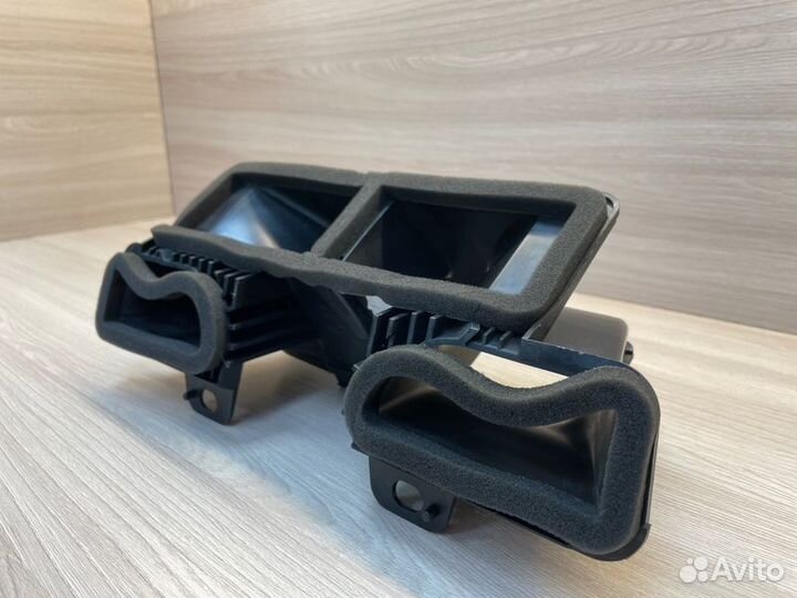 Воздуховод Skoda Rapid