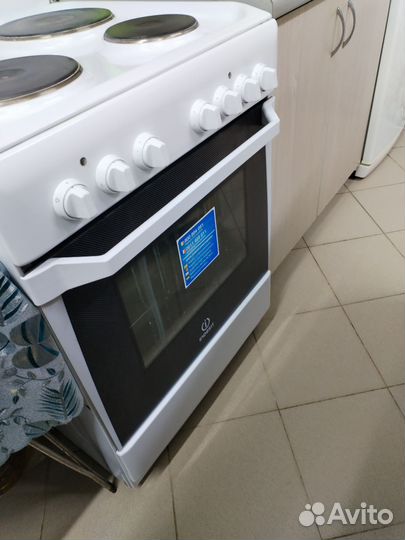 Плита электрическая indesit I6ESH2E (W)