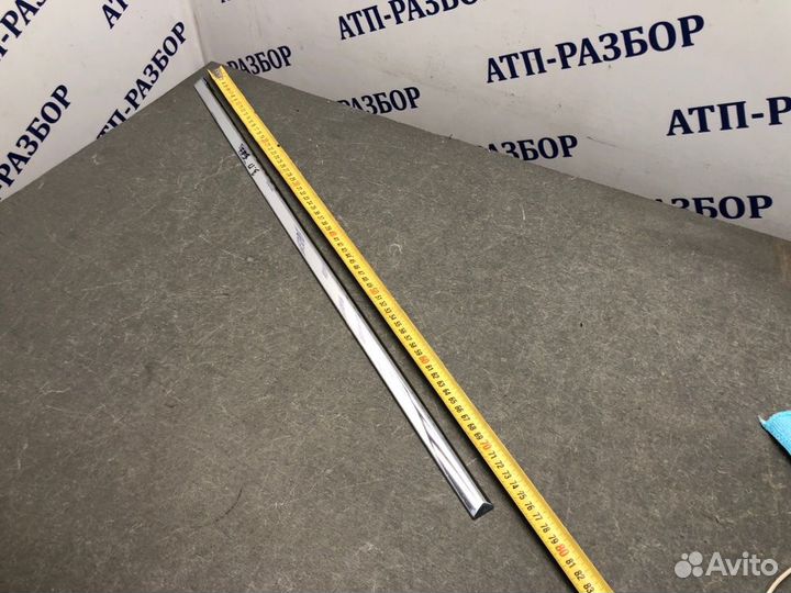 Молдинг двери задний правый Volkswagen Passat 3C5