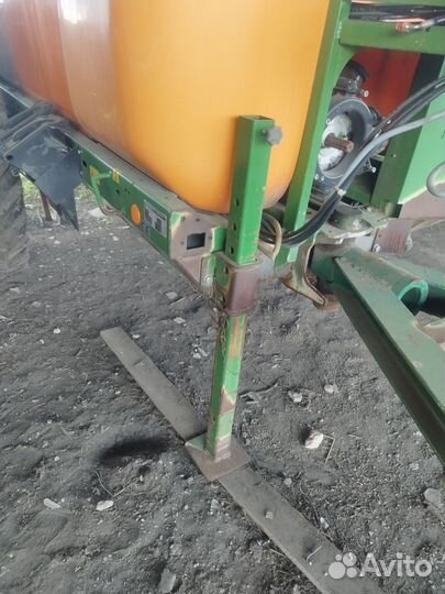 Опрыскиватель Amazone UG-3000 Special, 2012