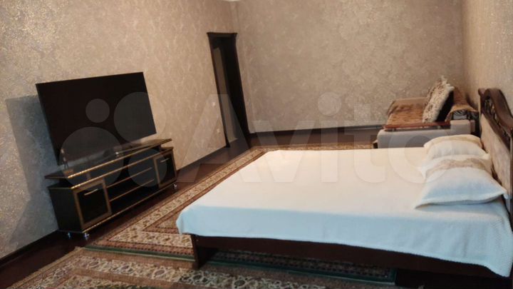 1-к. квартира, 70 м², 3/5 эт.