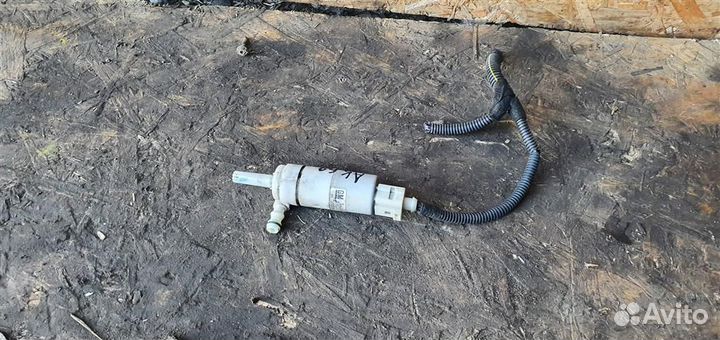 Насос омывателя фар Opel Insignia 2008-2017