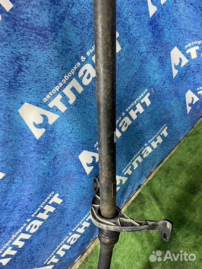 Карданный вал Volkswagen Tiguan CAW 2008