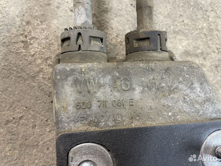 Кулиса в сборе polo 5