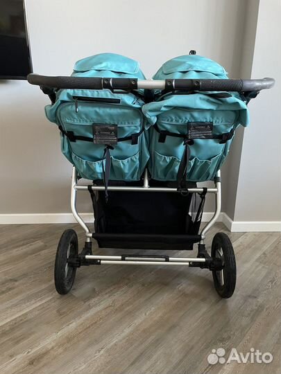 Коляска для двойни bumbleride indie twin