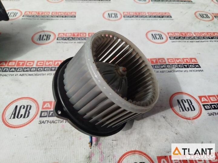 Мотор печки toyota funcargo