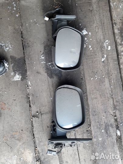 Зеркала боковые на Тойоту Порте