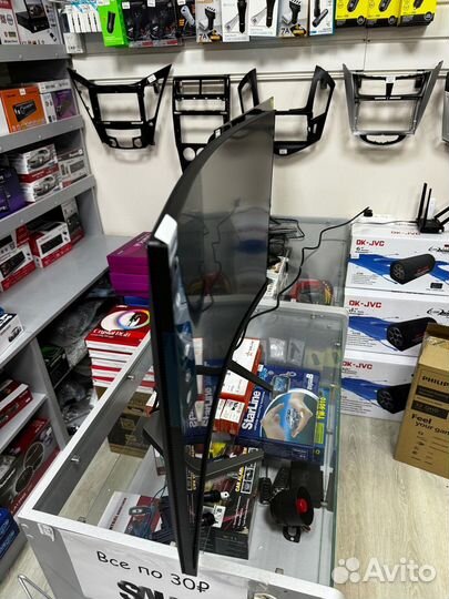 Монитор 31.5 Philips Evnia 32M1C5500VL