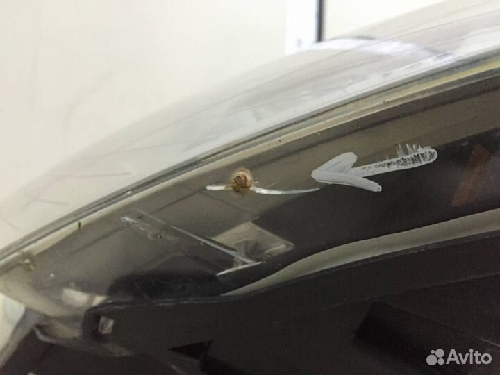 Фара левая Citroen C4 2005-2011