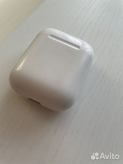 Беспроводные наушники apple airpods оригинал б/у
