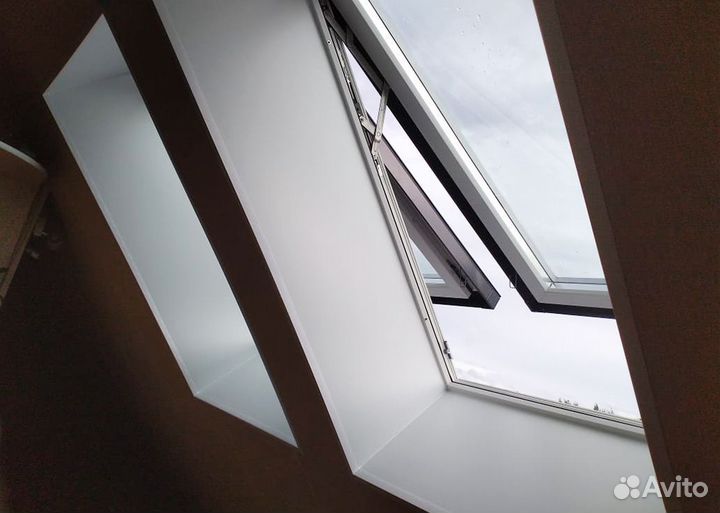 Мансардное окно из профиля Rehau 740x1240 мм