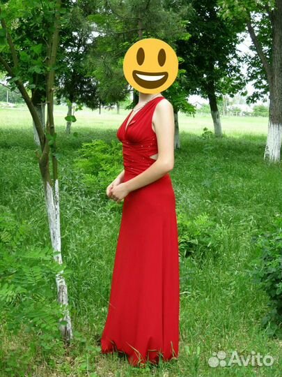 Платье вечернее