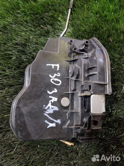 Замок двери задний левый Bmw 335I F30 N55 2012