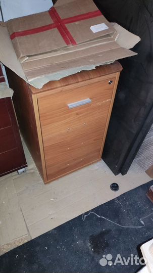 Тумбочка офисная