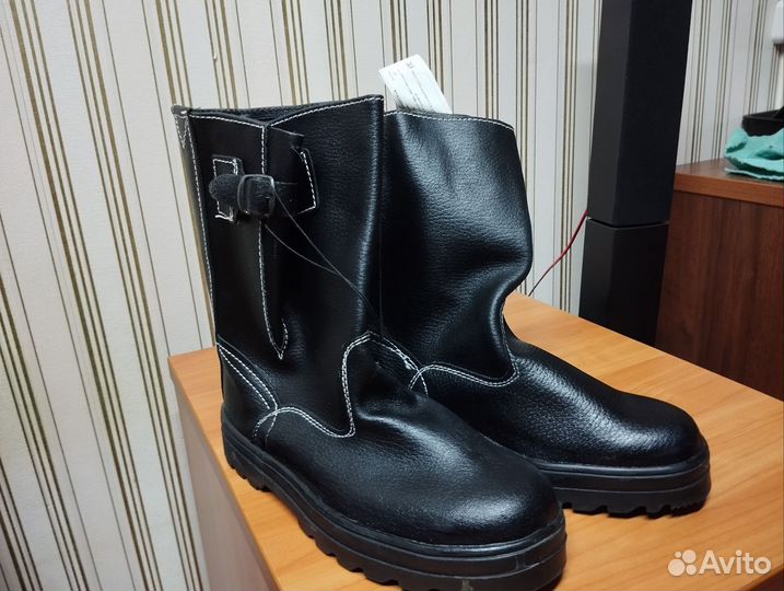 Сапоги и ботинки