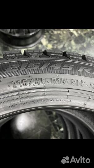 Formula Ice FR 215/45 R17