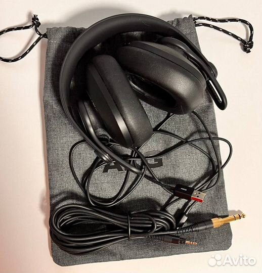 Студийные наушники AKG K361-BT