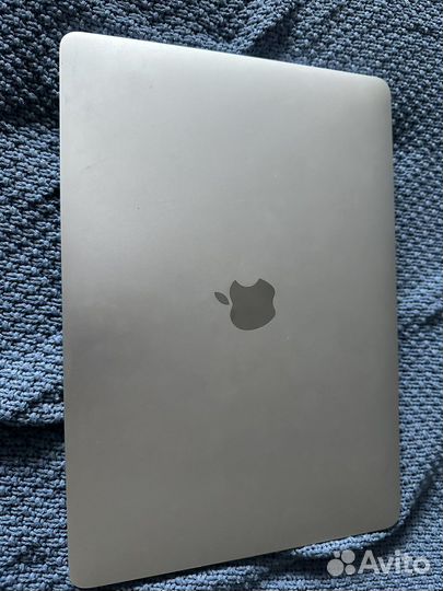 Apple MacBook Pro 13 m1