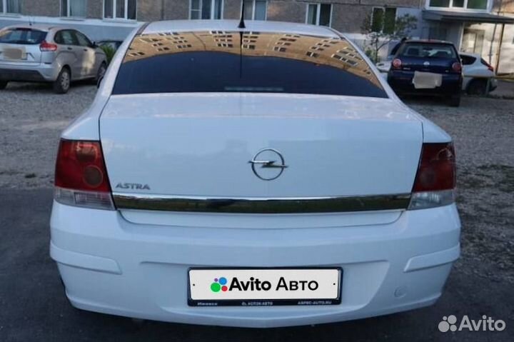 Opel Astra 1.8 AT, 2012, 190 700 км