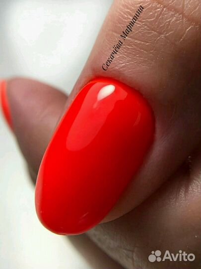 Маникюр-гельлак