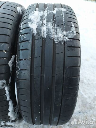 Pirelli P Zero PZ4 225/40 R20