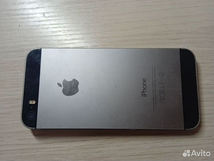 iPhone 5S, 16 ГБ