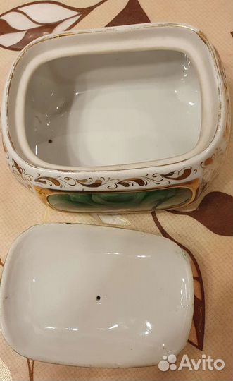 Фарфоровая статуэтка, шкатулка СССР дулево,сысерть