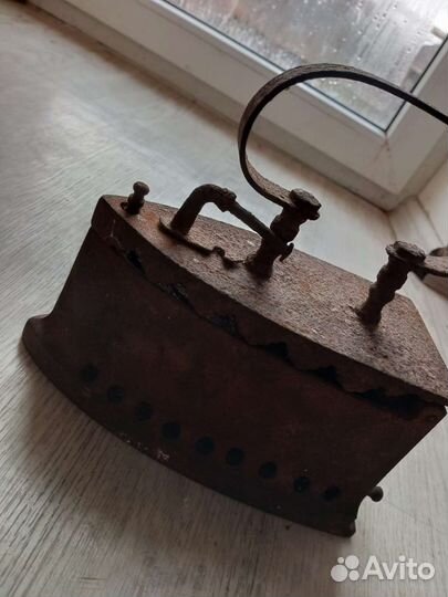 Старый утюг