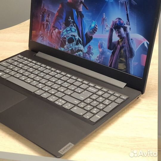 Ноутбук Lenovo Full HD/Ram 8gb/SSD 128gb+HDD 1000