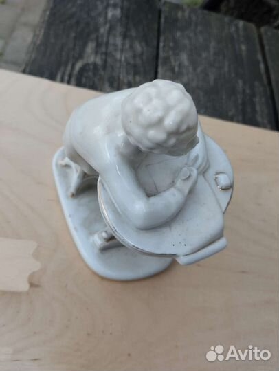 Фарфоровые статуэтки Пушкин