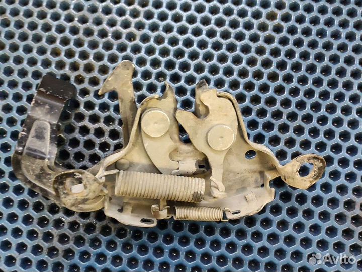 Замок капота Nissan Almera N16