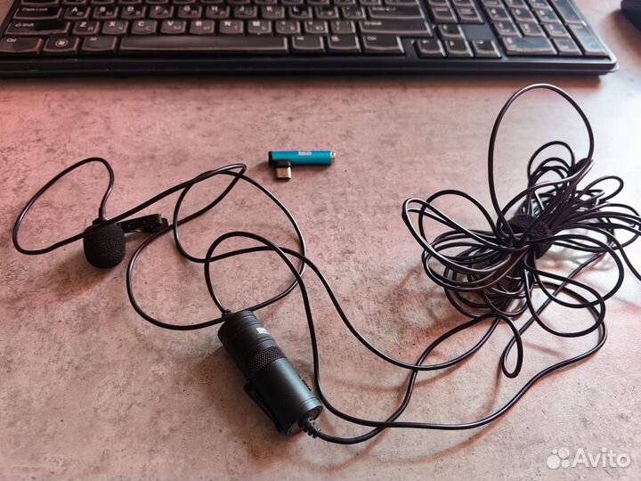 Петличный микрофон boya m1