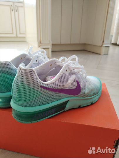 Кроссовки Nike AirMax женские