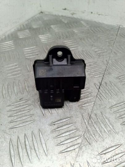Реле накала свечей BMW 5 F10/F11/GT F07 2012