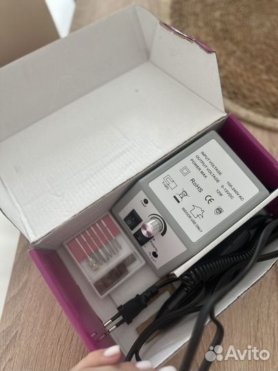 Машинка для маникюра и педикюра + уф лампа