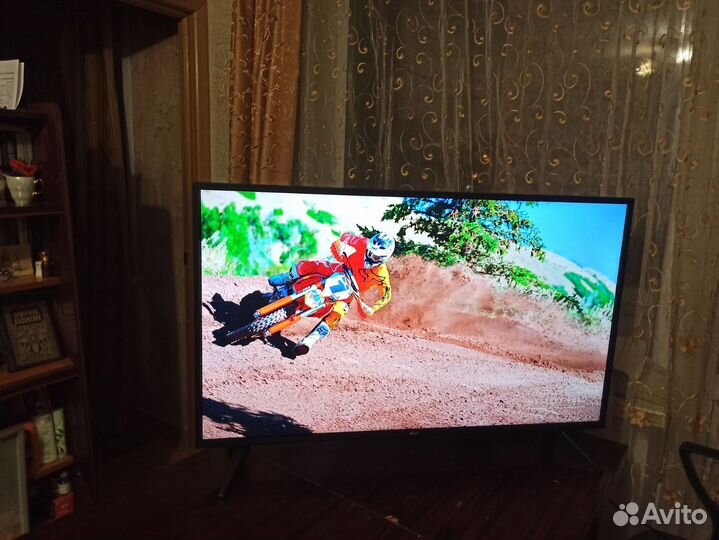 Телевизор LG SMART tv 43un70006la